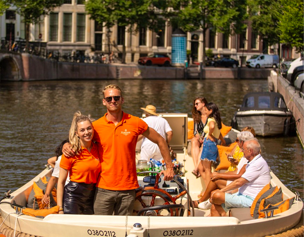 Een luxe boottocht over de Amsterdamse grachten!