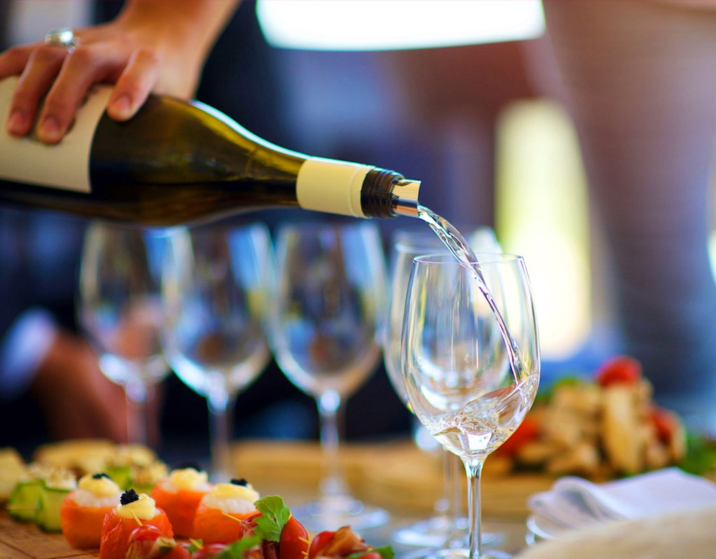 Proef de lekkerste wijnen tijdens een wijnproeverij voor 4 personen bij De Kasteelhoeve!