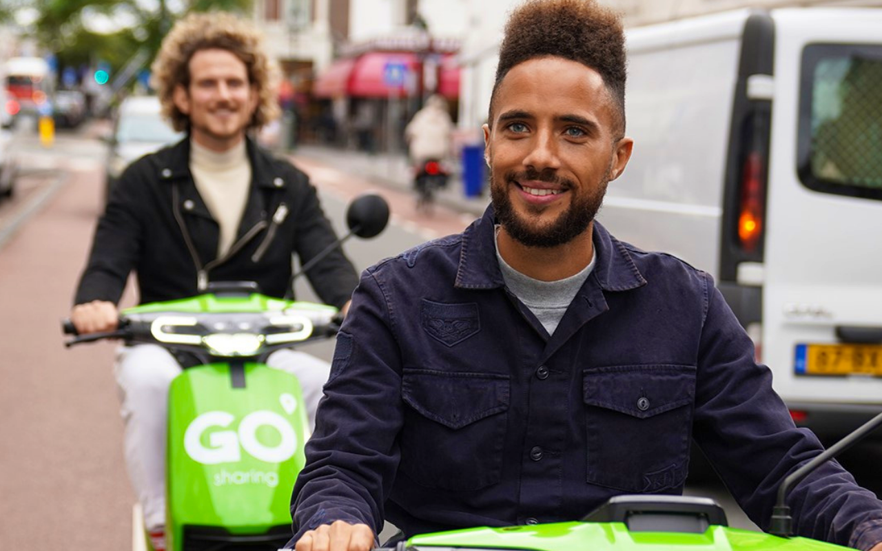 12 keer 50 minuten scooter rijden via GO sharing!