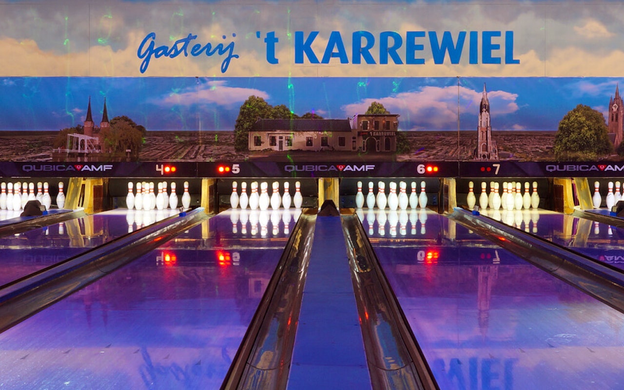 1 uur bowlen voor 6 personen bij Gasterij 't Karrewiel in Delft!