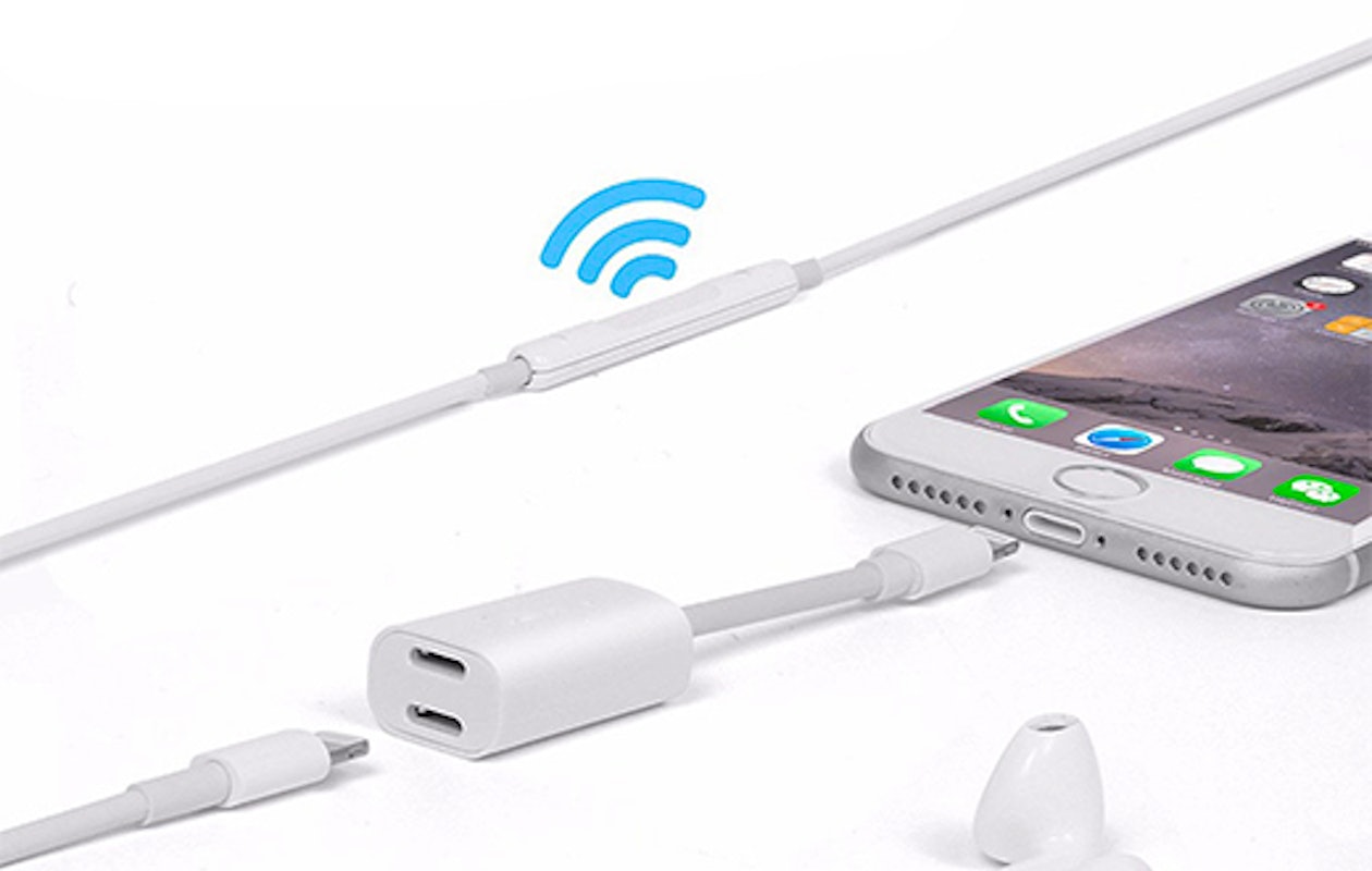 Lightning audio- en oplaadadapter voor iPhone 7 - 8 en 10-X en new gen iPad!
