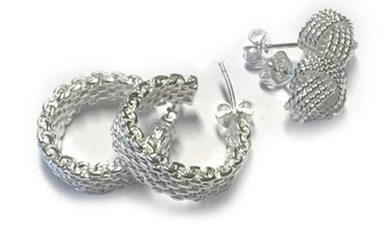 ‘Twist knot’ oorstekers of oorbellen gemaakt van 925 Sterling Silver!