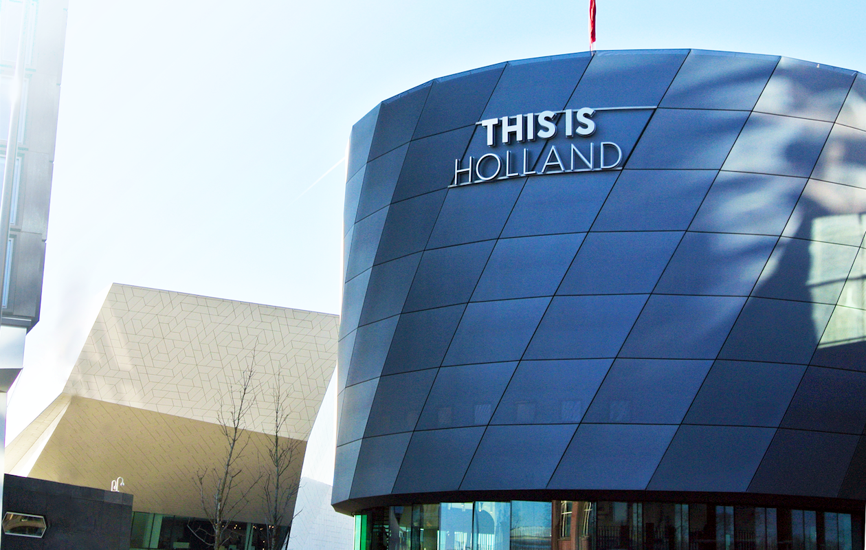 Kom met 4 personen vliegen over Nederland bij THIS IS HOLLAND!