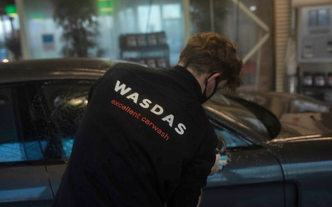 Laat je auto wassen bij Wasdas in Emmen, Drachten, Hardenberg of Veendam!