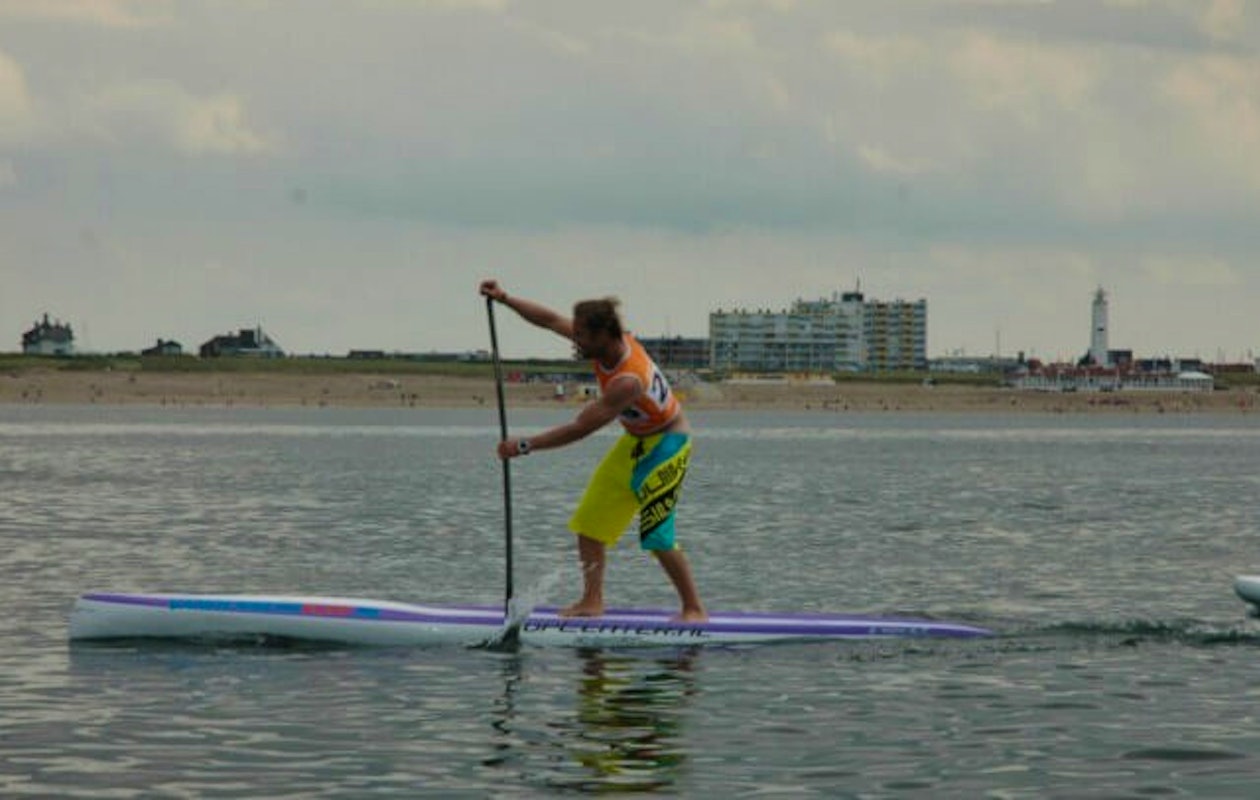 Samen 2 uur golfsurf- of suples bij BeachBreak Noordwijk!