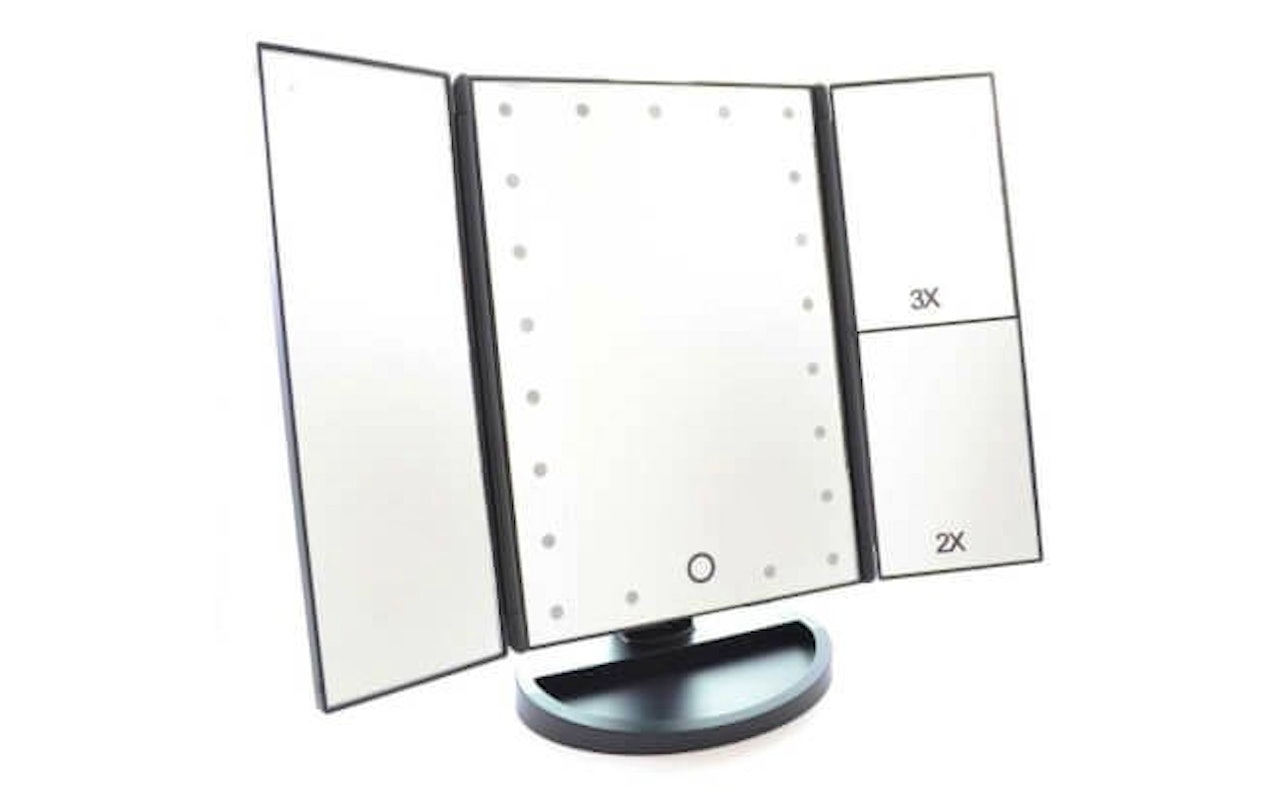 Luxe drieluik LED Spiegel met vergroting!
