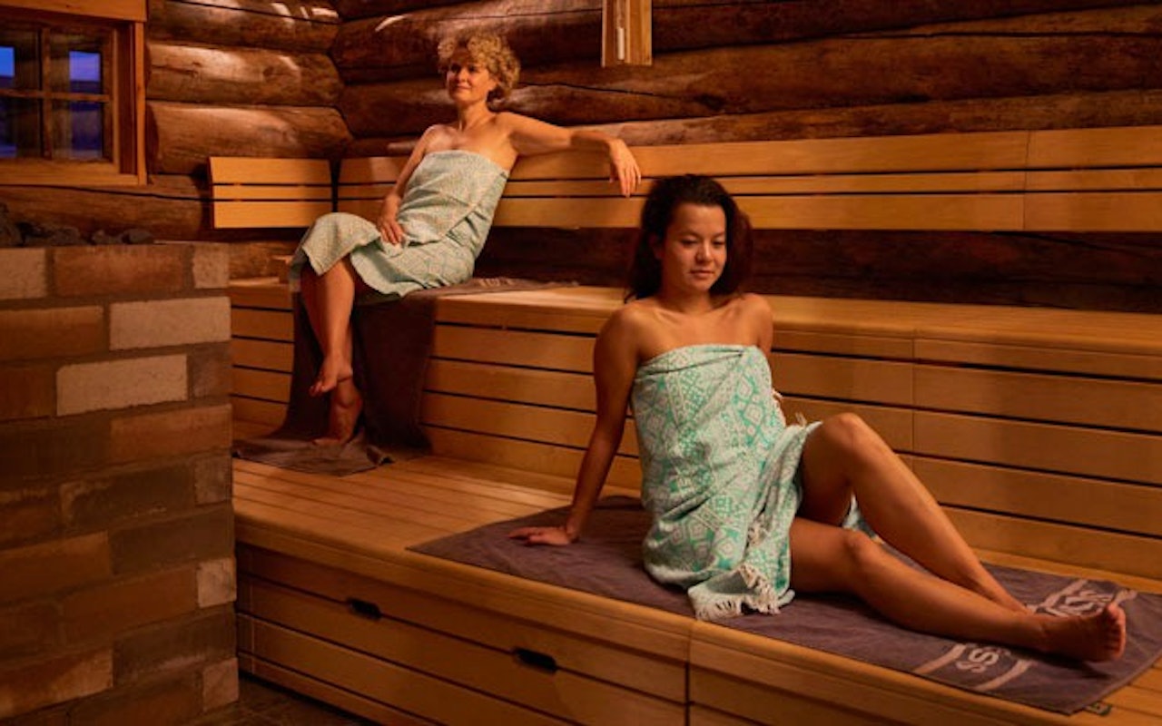 Geniet van een heerlijk dagje ontspannen bij sauna- en wellnessresort de Zwaluwhoeve!