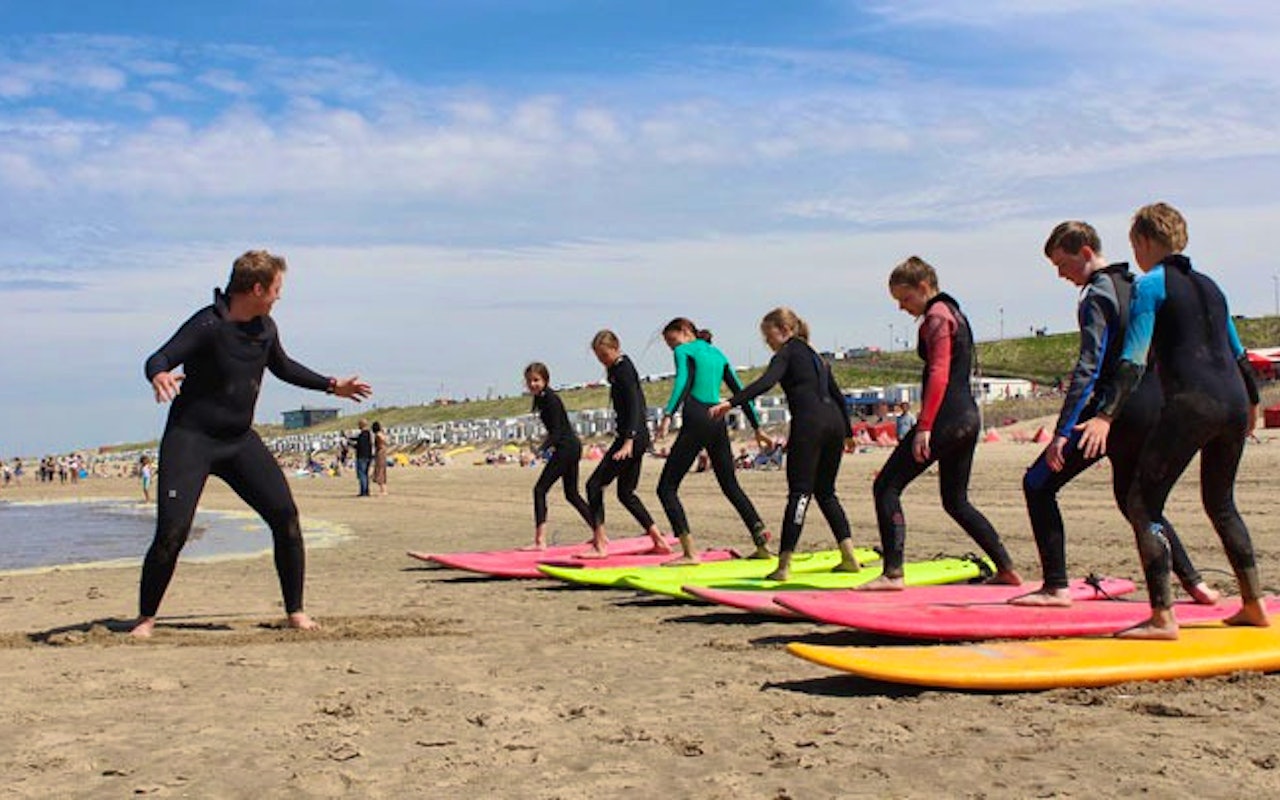 Ga samen surfen bij Pepsports Zandvoort! 