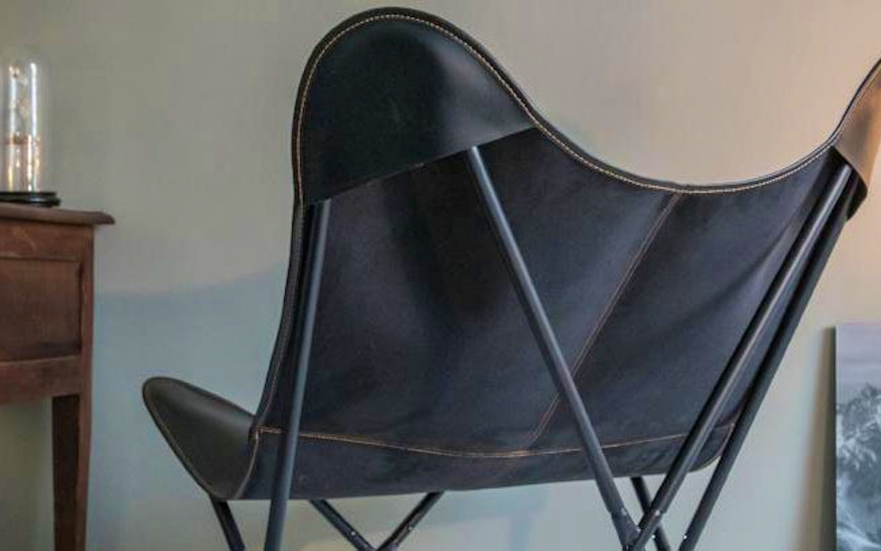 Stijlvolle designer Vlinderstoel in 2 kleuren!